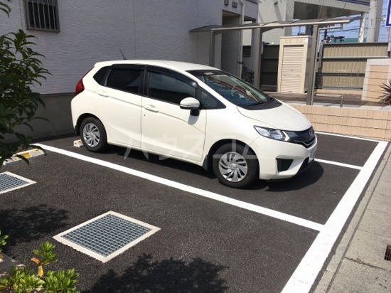 4/7 駐車場