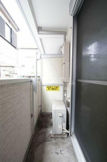 18/26 バルコニー