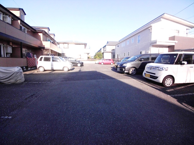 22/30 駐車場