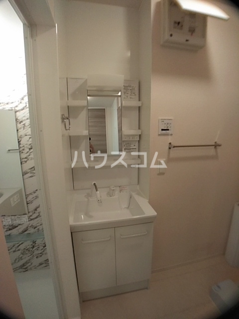 13/30 洗面