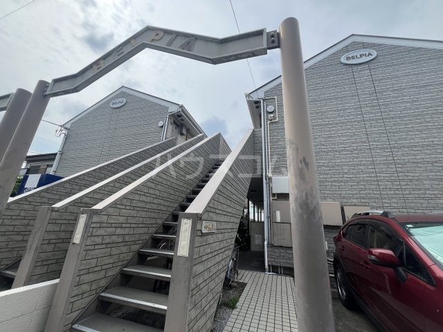 21/29 エントランス