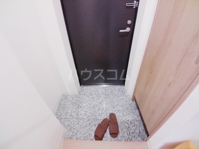 8/23 玄関