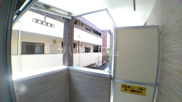 21/30 バルコニー