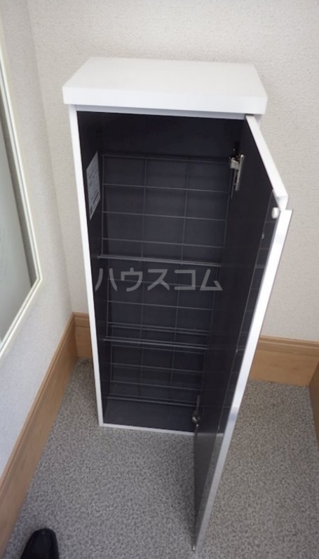 22/26 エントランス