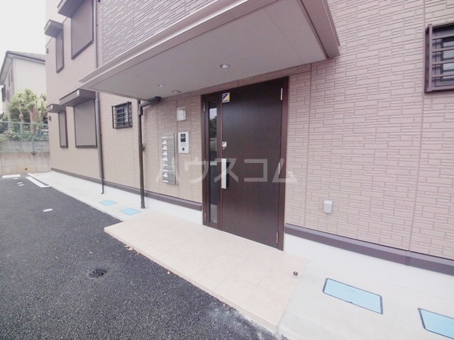 20/30 エントランス