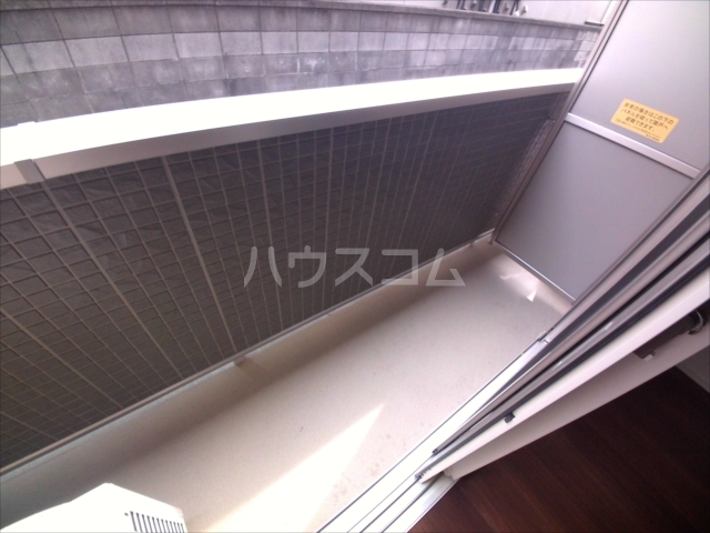 19/30 バルコニー
