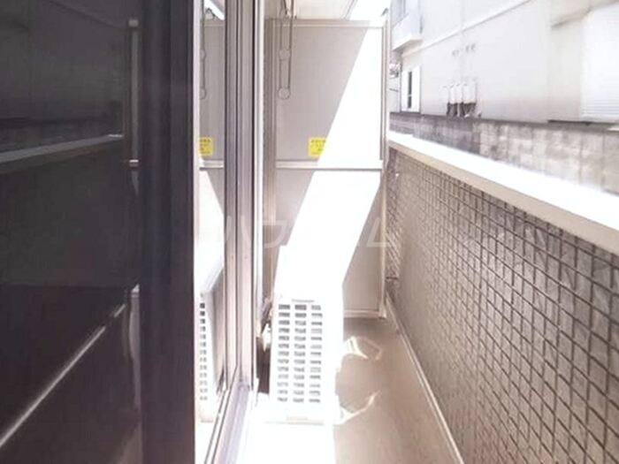 14/28 バルコニー