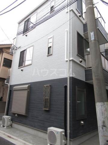 14/22 エントランス