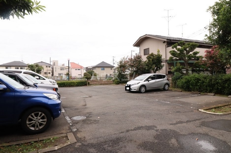 20/25 駐車場
