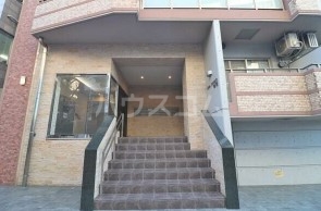 14/16 エントランス