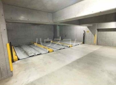 14/16 駐車場