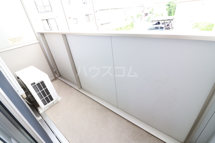 20/27 バルコニー