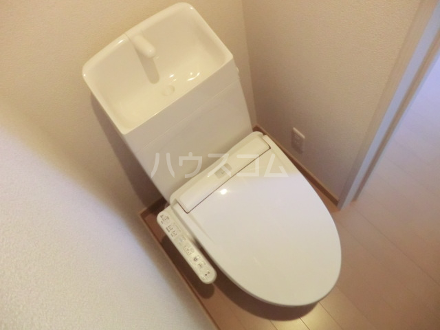 13/30 トイレ