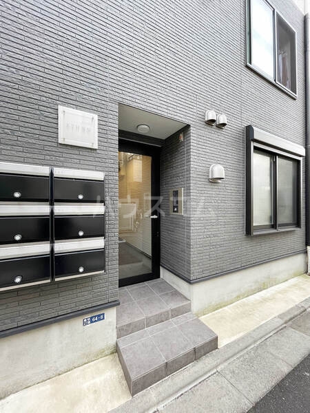 16/24 エントランス