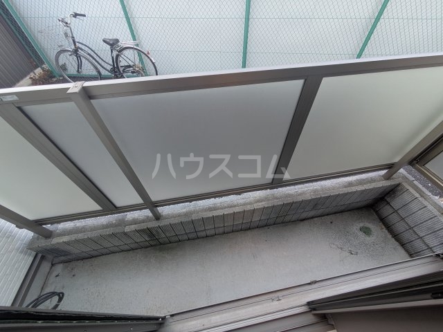 19/25 バルコニー