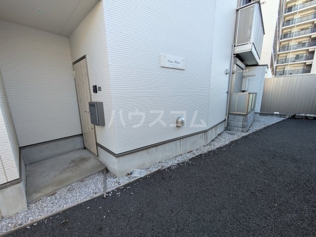 23/25 エントランス