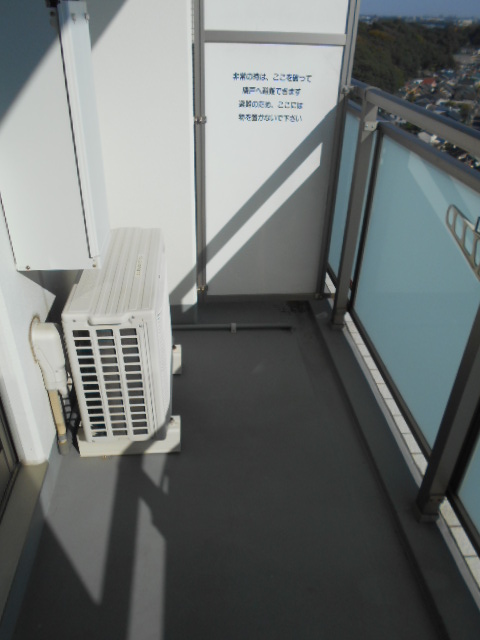 19/30 バルコニー