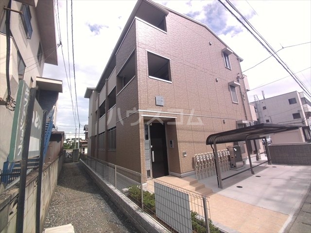 2/11 エントランス