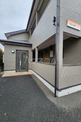 15/25 エントランス