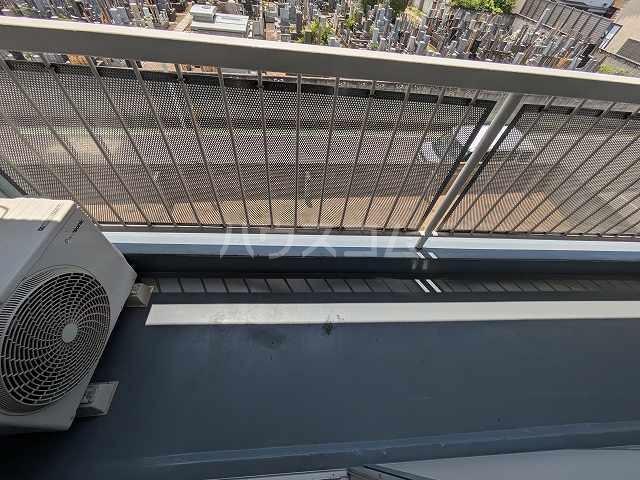 23/30 バルコニー