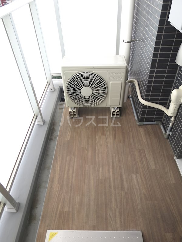 13/20 バルコニー