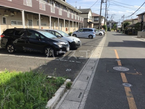 2/3 駐車場