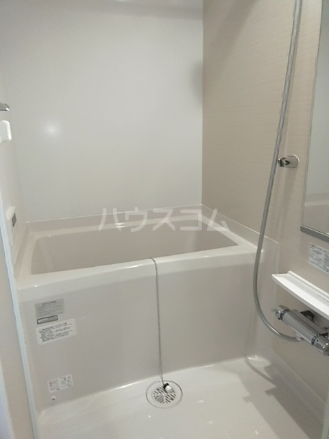 13/30 浴室