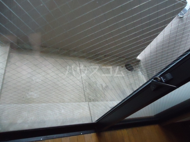 14/28 バルコニー