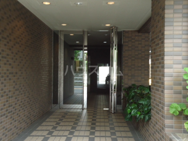 2/11 エントランス