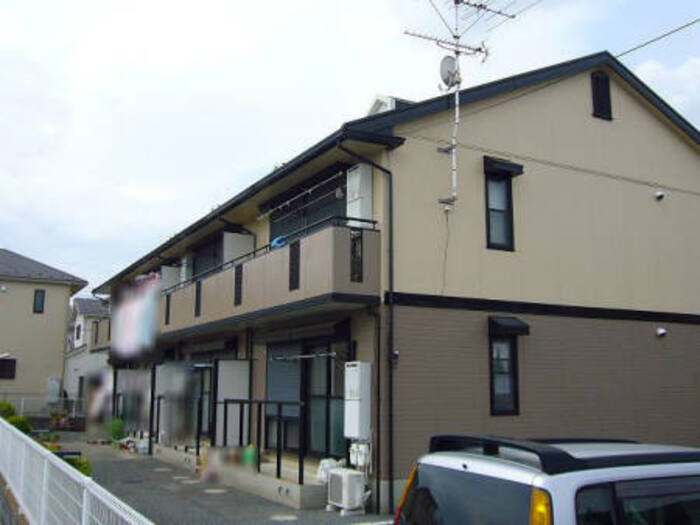 27/30 エントランス