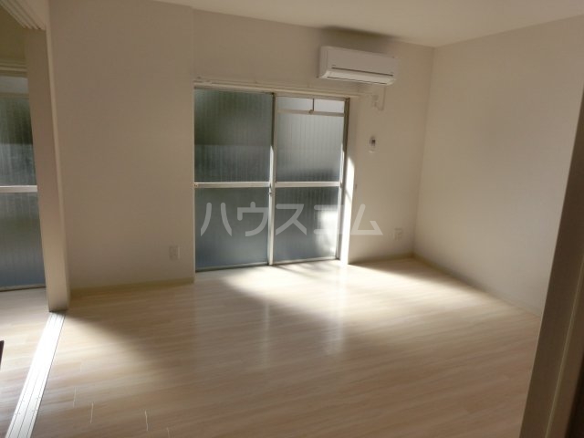 20/27 バルコニー