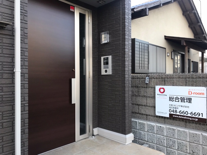 29/30 エントランス