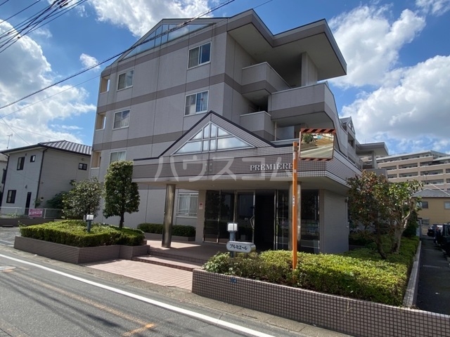 24/26 エントランス