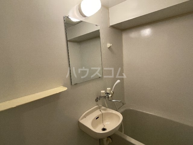 14/30 洗面