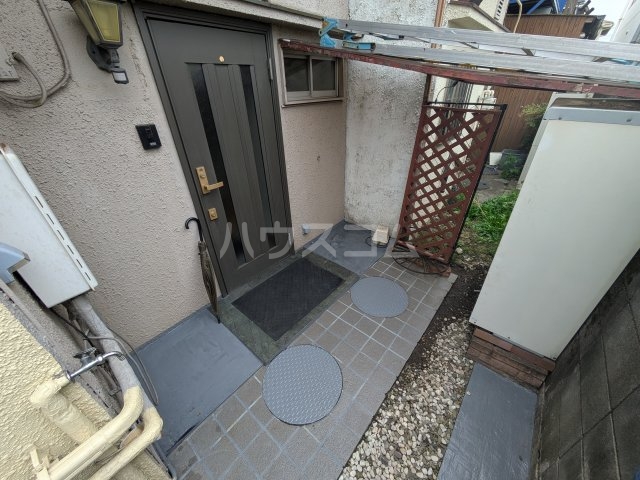 29/30 エントランス