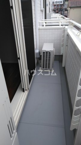 23/30 バルコニー