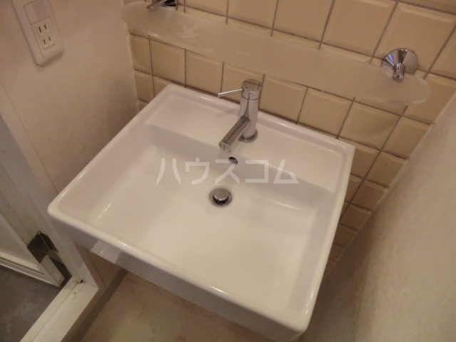 14/30 洗面