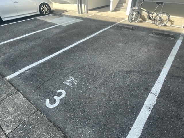 3/7 駐車場