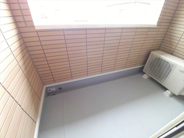 13/25 バルコニー