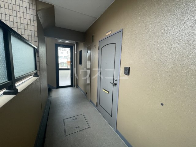 29/30 エントランス