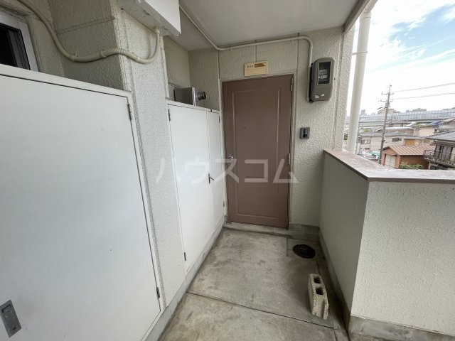 3/4 エントランス