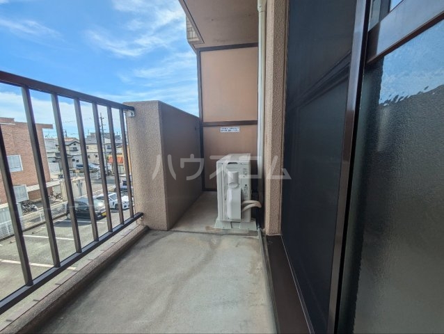 13/30 バルコニー