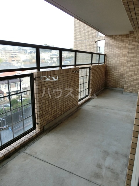 13/26 バルコニー