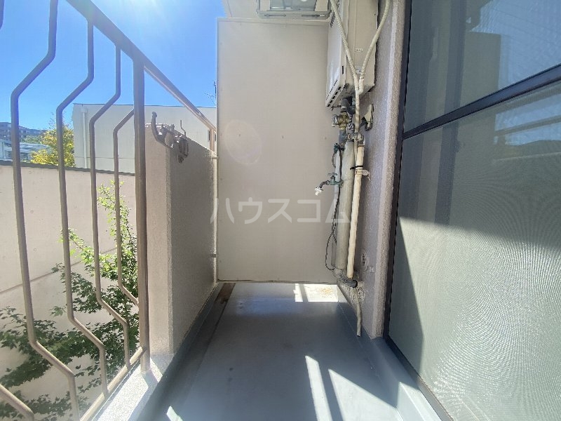 15/28 バルコニー