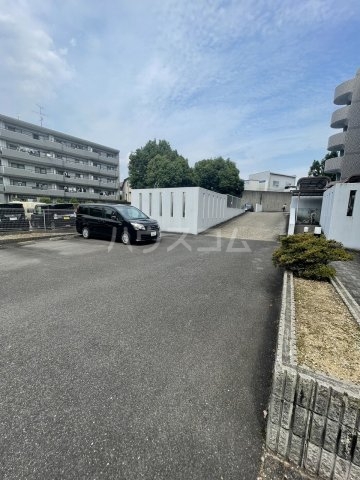 20/23 駐車場
