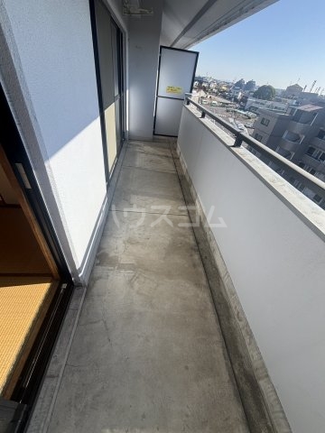 20/30 バルコニー