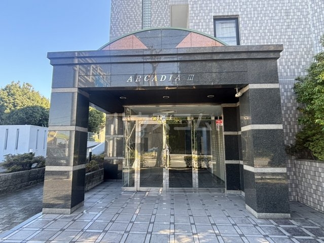 2/4 エントランス