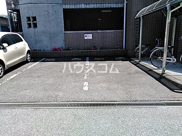 24/30 駐車場