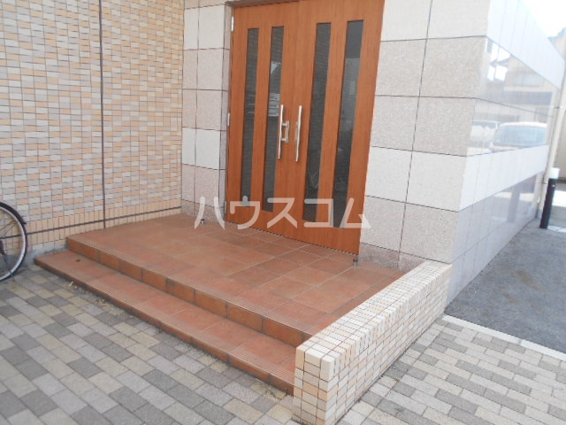 15/24 エントランス