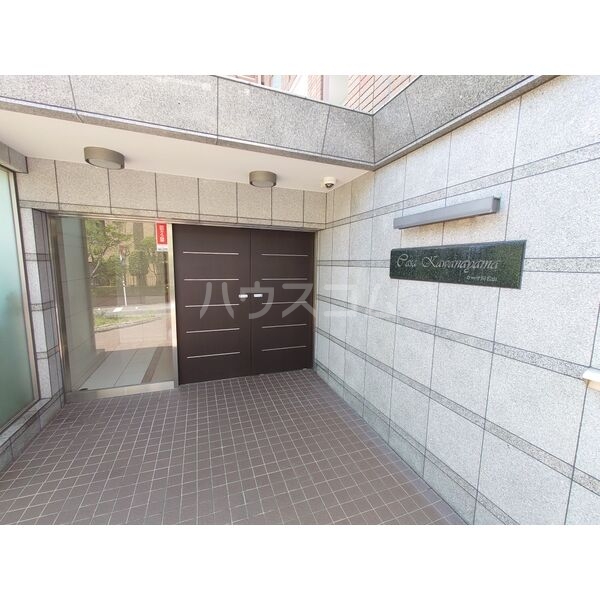 17/18 エントランス